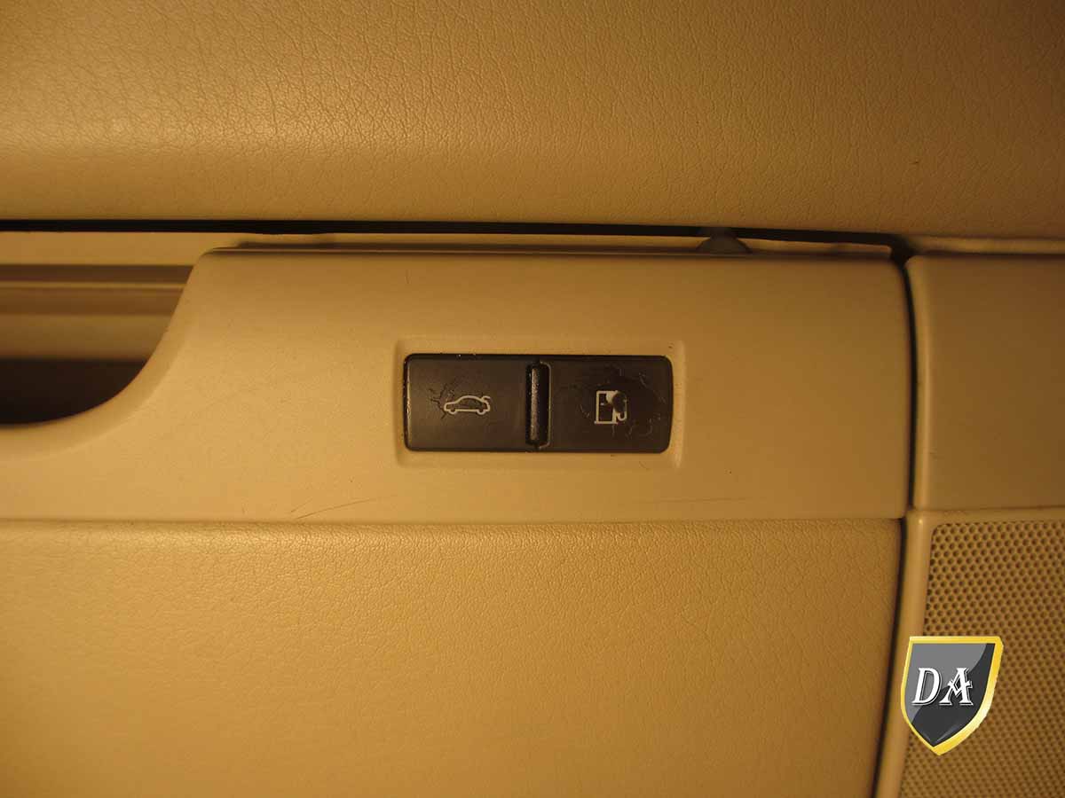 До відновлення кнопок Audi