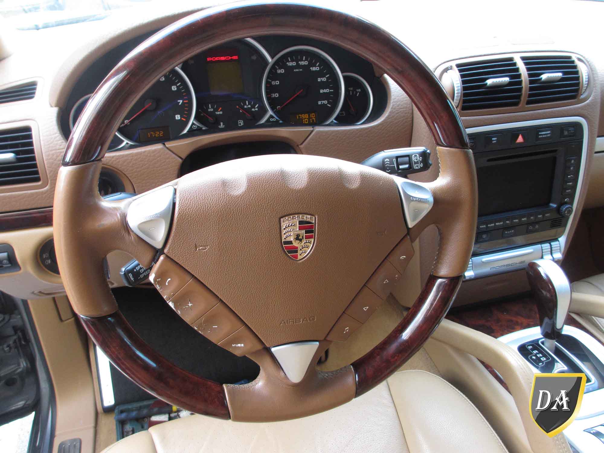 Кнопки Porsche (коричневий), до